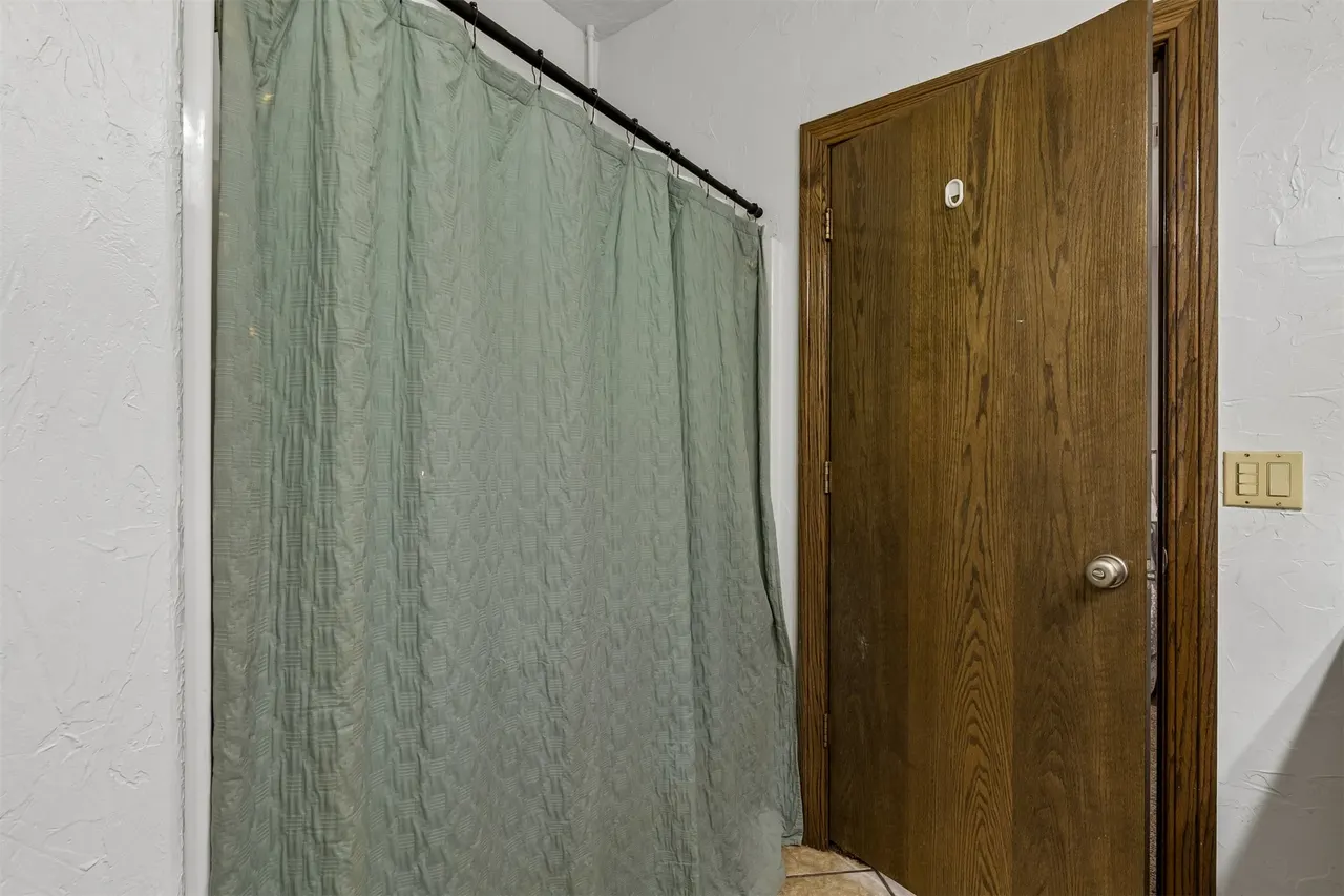 Photo 40 — 923 S Country Club Drive, Cushing, OK 74023