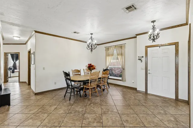 Photo 5 — 923 S Country Club Drive, Cushing, OK 74023