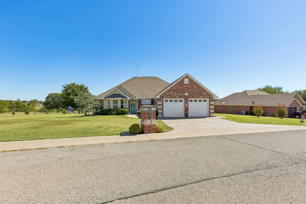 Photo 60 — 923 S Country Club Drive, Cushing, OK 74023