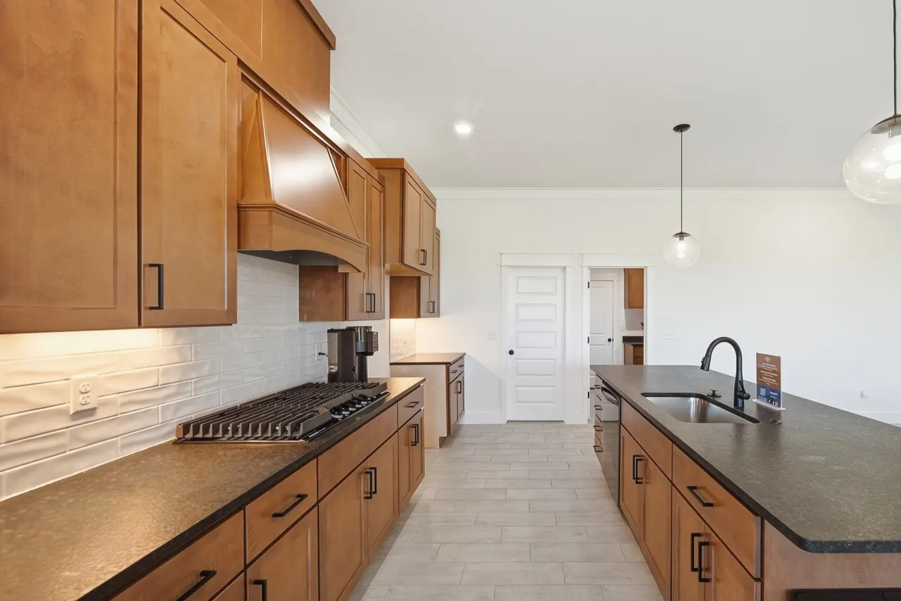 Photo 7 — 6104 N 27th Street, Broken Arrow, OK 74014