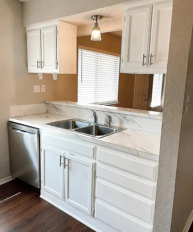 Photo 4 — 13820 E 29th Place, Tulsa, OK 74134