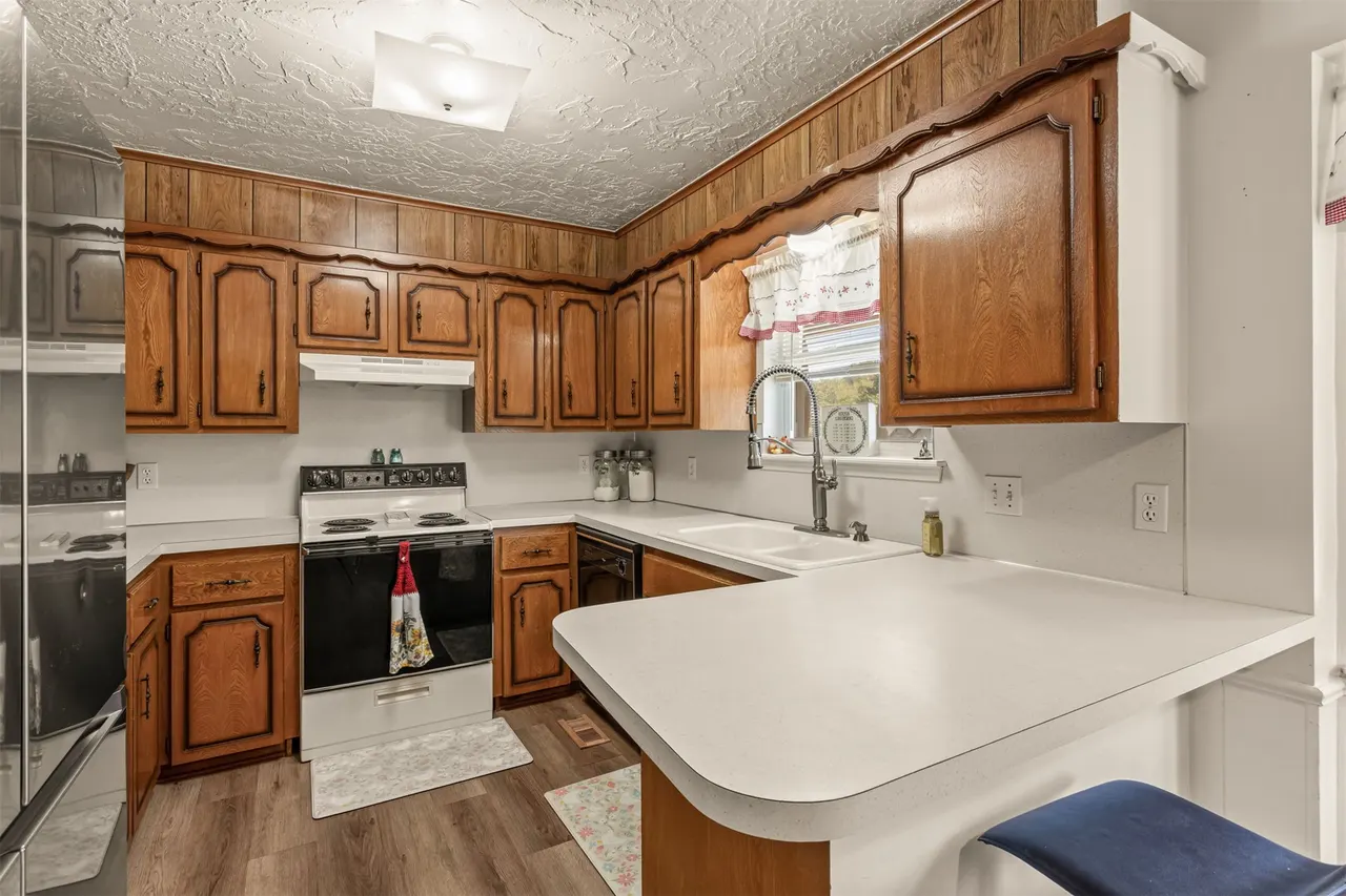 Photo 12 — 16932 S 321st EastAvenue, Coweta, OK 74429