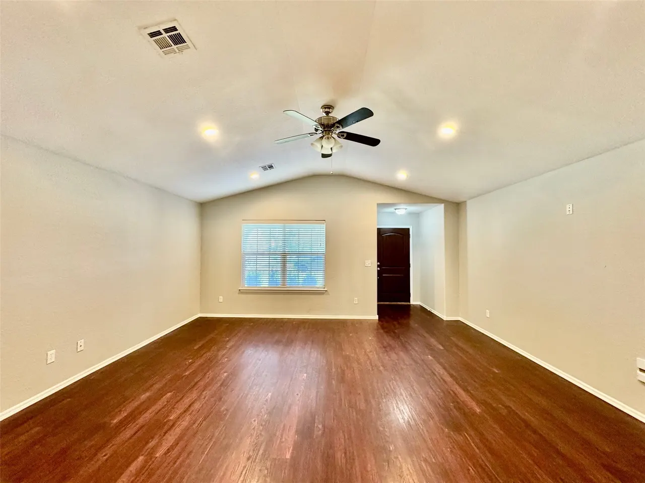 Photo 6 — 11092 N 117th Avenue E, Owasso, OK 74055
