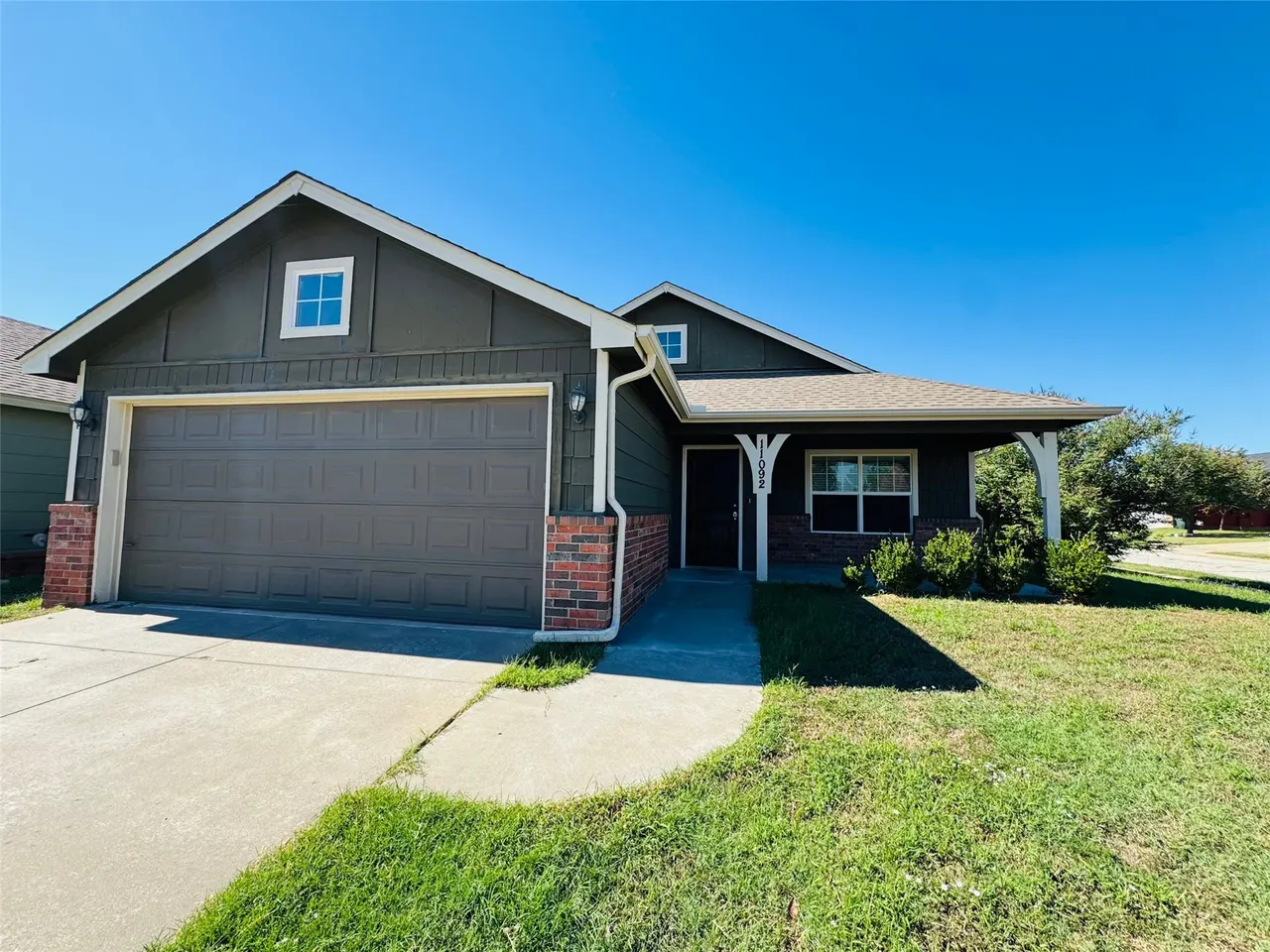 Front exterior — 11092 N 117th Avenue E, Owasso, OK 74055