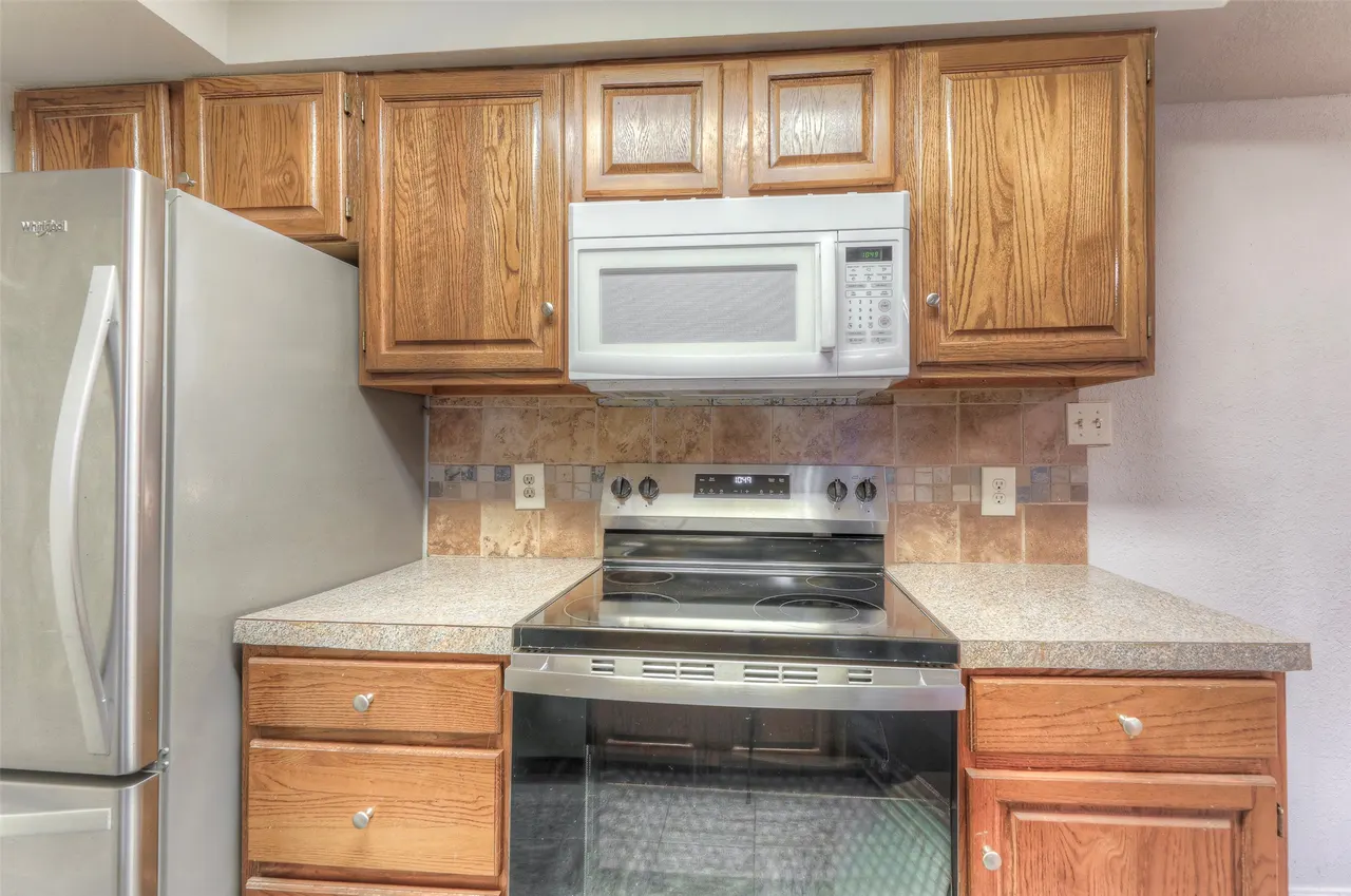 Photo 11 — 9105 S Urbana Avenue 4H, Tulsa, OK 74137