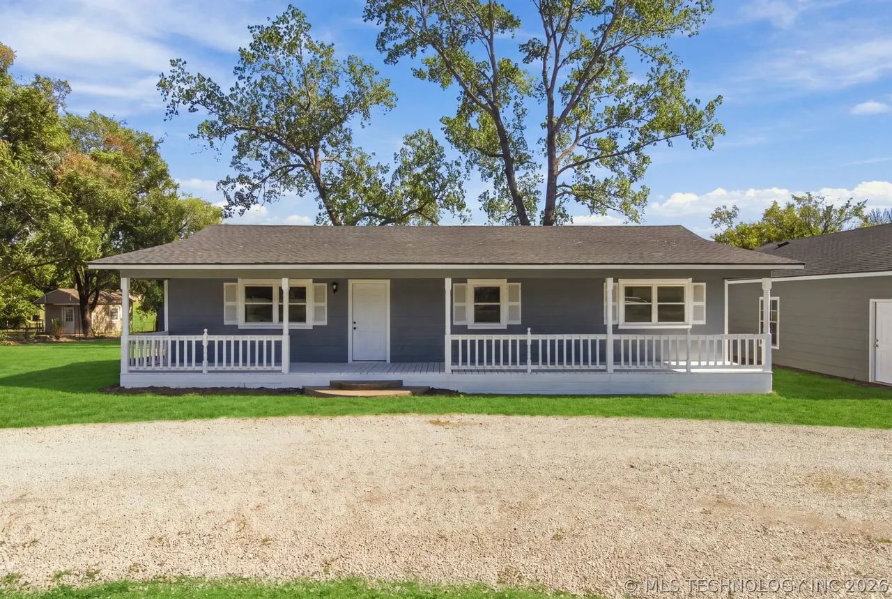 Photo 3 — 404 S Caney Street, Copan, OK 74022