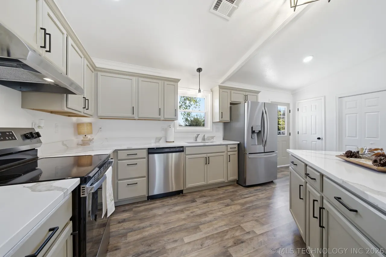 Photo 17 — 404 S Caney Street, Copan, OK 74022
