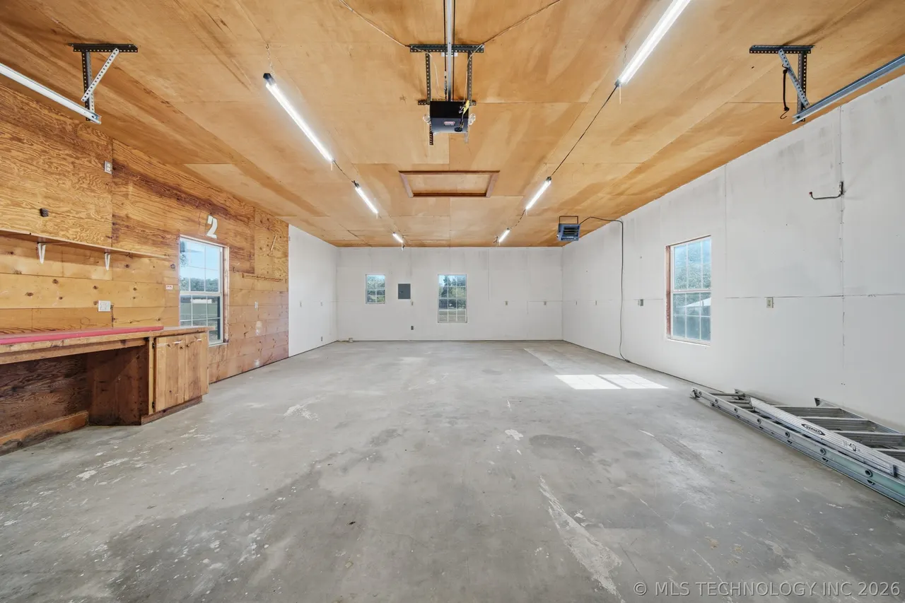Photo 33 — 404 S Caney Street, Copan, OK 74022