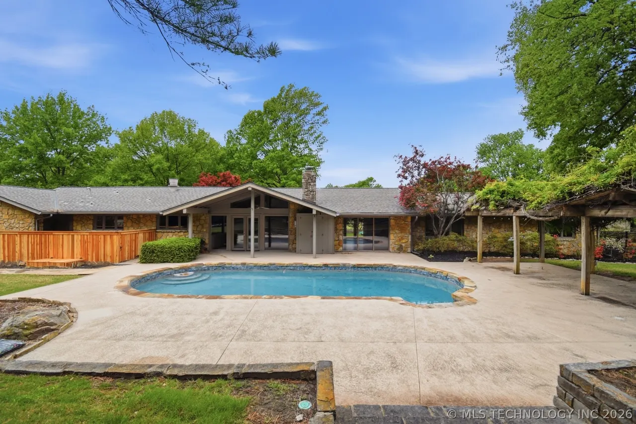 Photo 5 — 2499 E 49th Street, Tulsa, OK 74105