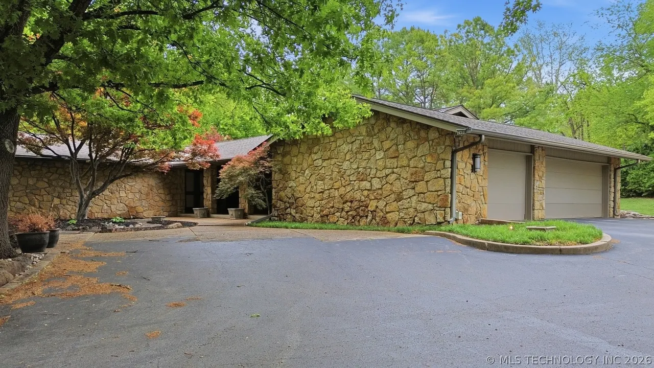 Photo 6 — 2499 E 49th Street, Tulsa, OK 74105