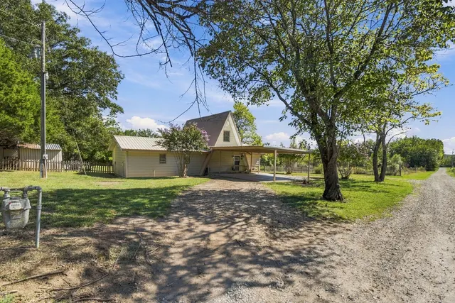 Photo 2 — 14046 N 365 Road, Hulbert, OK 74441