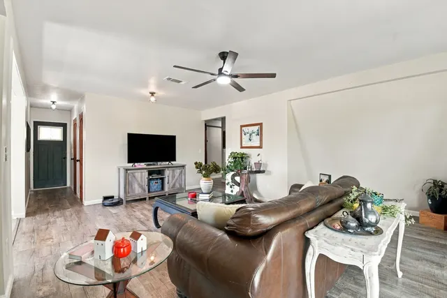 Photo 7 — 14046 N 365 Road, Hulbert, OK 74441
