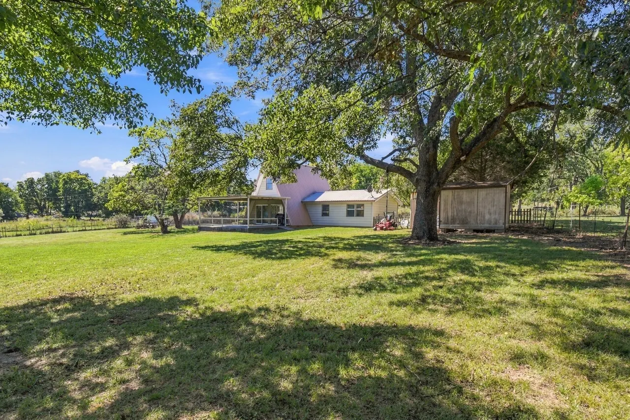 Photo 37 — 14046 N 365 Road, Hulbert, OK 74441