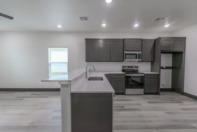 Photo 5 — 114 Loyal Lane, Durant, OK 74701