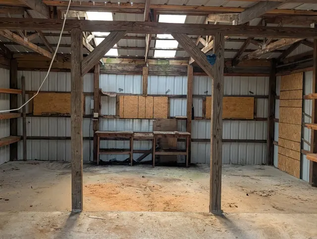 Photo 6 — 25654 Turkey Pen Hollow Road, Henryetta, OK 74437