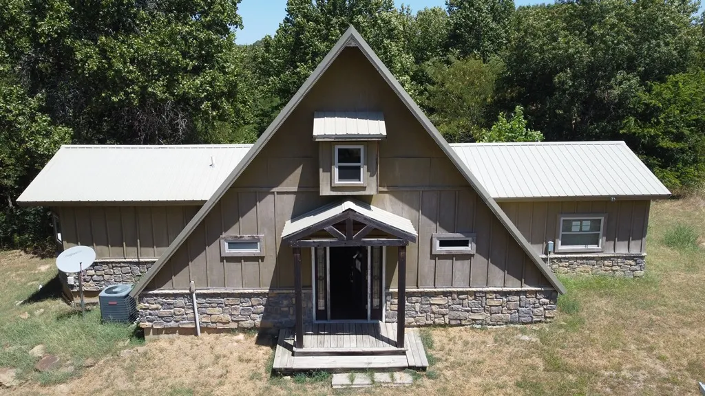 Front exterior — 25654 Turkey Pen Hollow Road, Henryetta, OK 74437