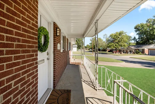 Photo 6 — 2810 S Hudson Avenue, Tulsa, OK 74114
