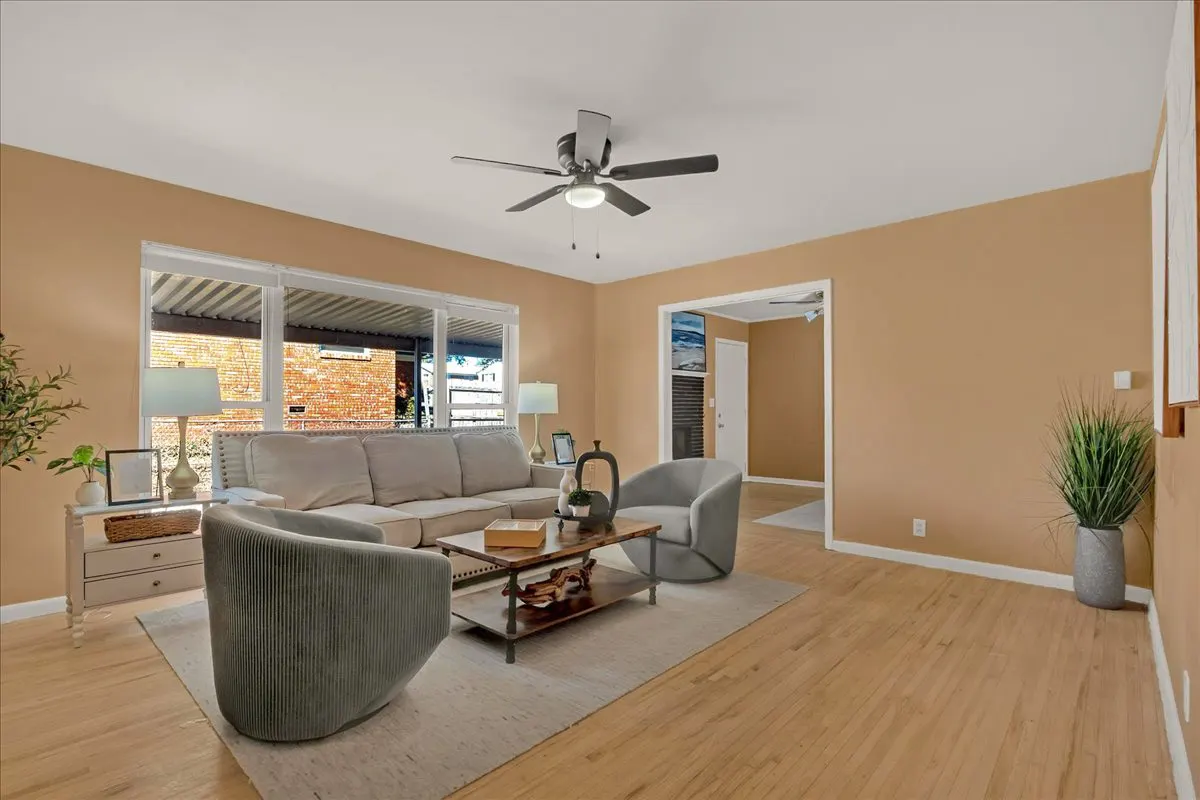 Photo 9 — 2810 S Hudson Avenue, Tulsa, OK 74114