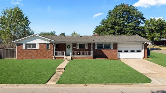 Photo 2 — 2810 S Hudson Avenue, Tulsa, OK 74114