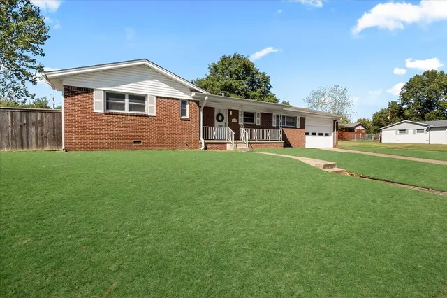 Photo 3 — 2810 S Hudson Avenue, Tulsa, OK 74114