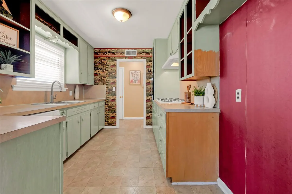 Photo 29 — 2810 S Hudson Avenue, Tulsa, OK 74114
