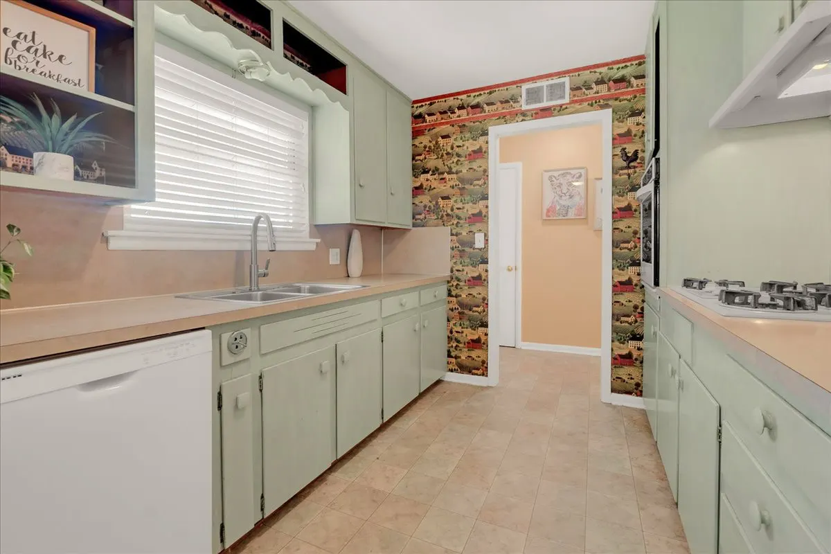 Photo 30 — 2810 S Hudson Avenue, Tulsa, OK 74114