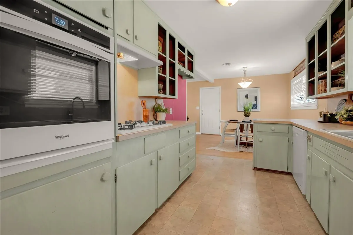 Photo 33 — 2810 S Hudson Avenue, Tulsa, OK 74114
