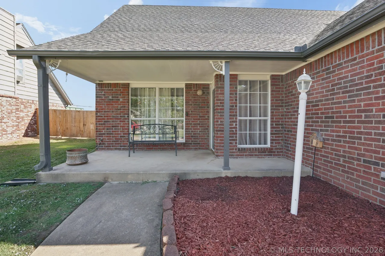 Photo 4 — 7929 N 128th East Avenue, Owasso, OK 74055