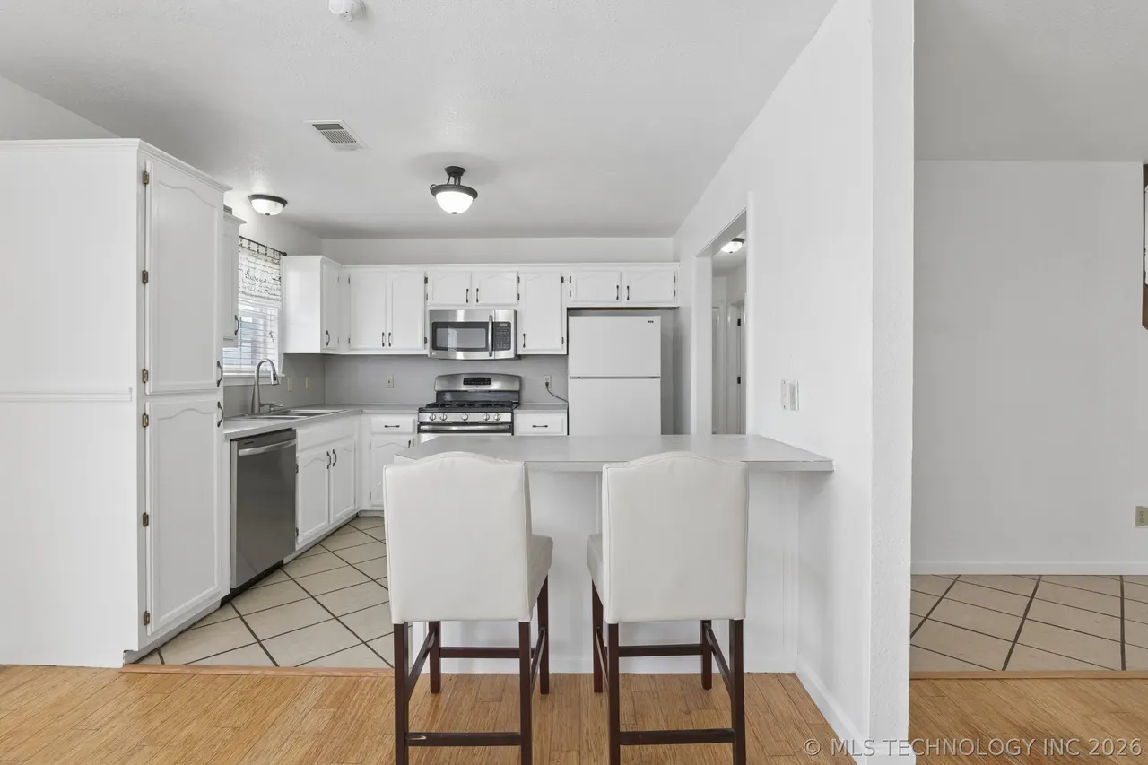 Photo 11 — 7929 N 128th East Avenue, Owasso, OK 74055