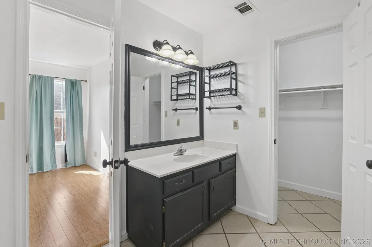 Photo 17 — 7929 N 128th East Avenue, Owasso, OK 74055