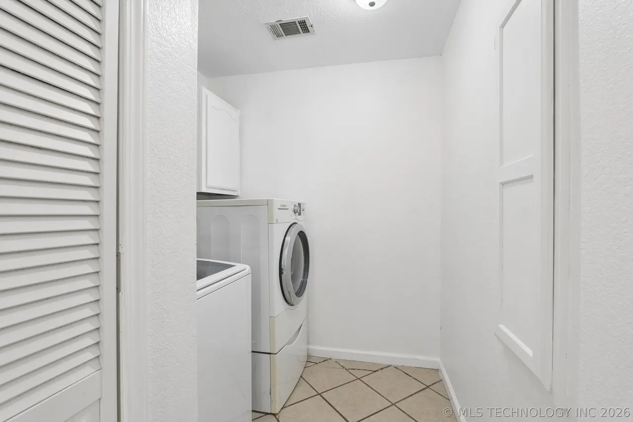Photo 19 — 7929 N 128th East Avenue, Owasso, OK 74055
