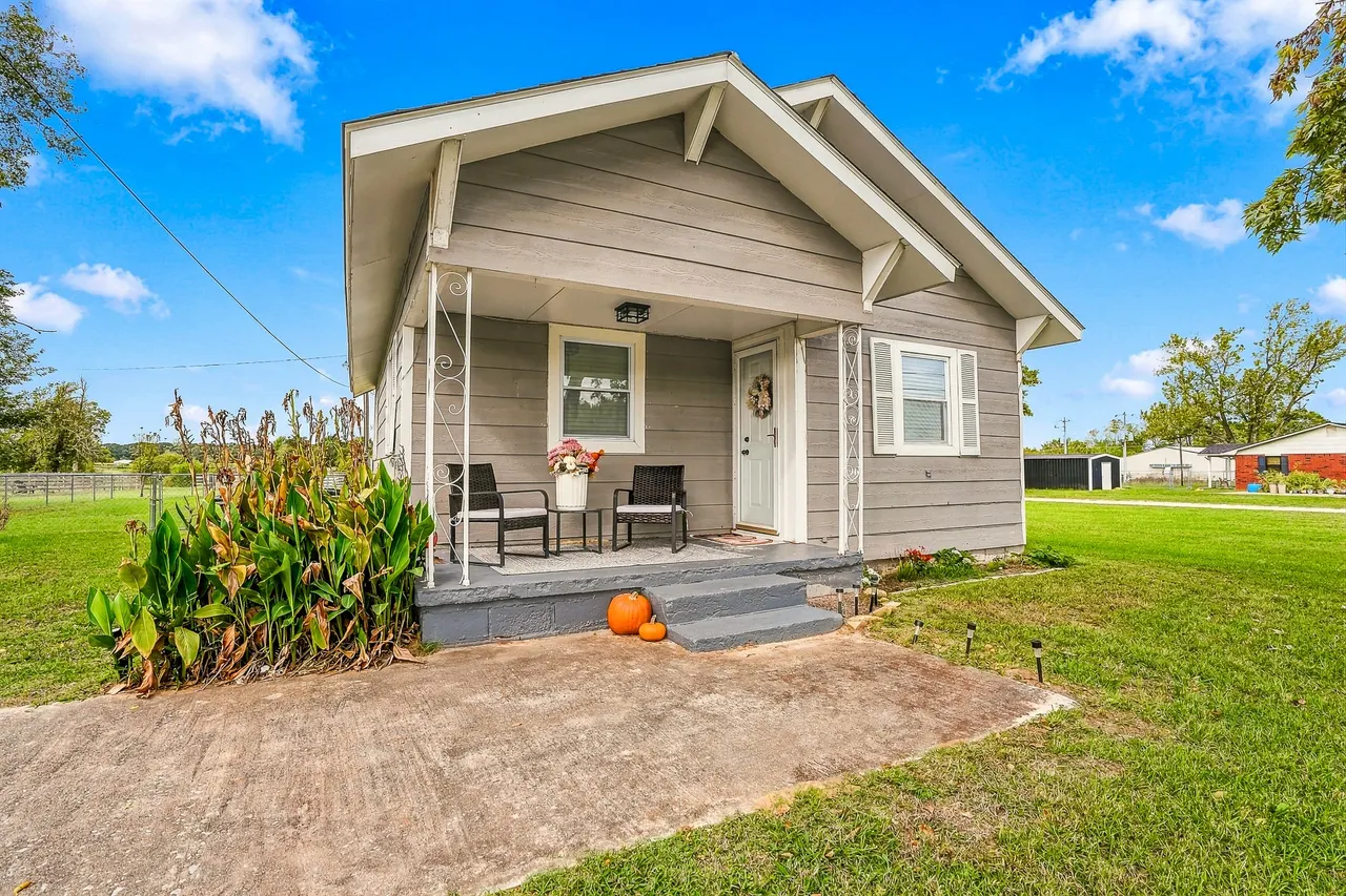Photo 3 — 11551 County Road 3570, Ada, OK 74820