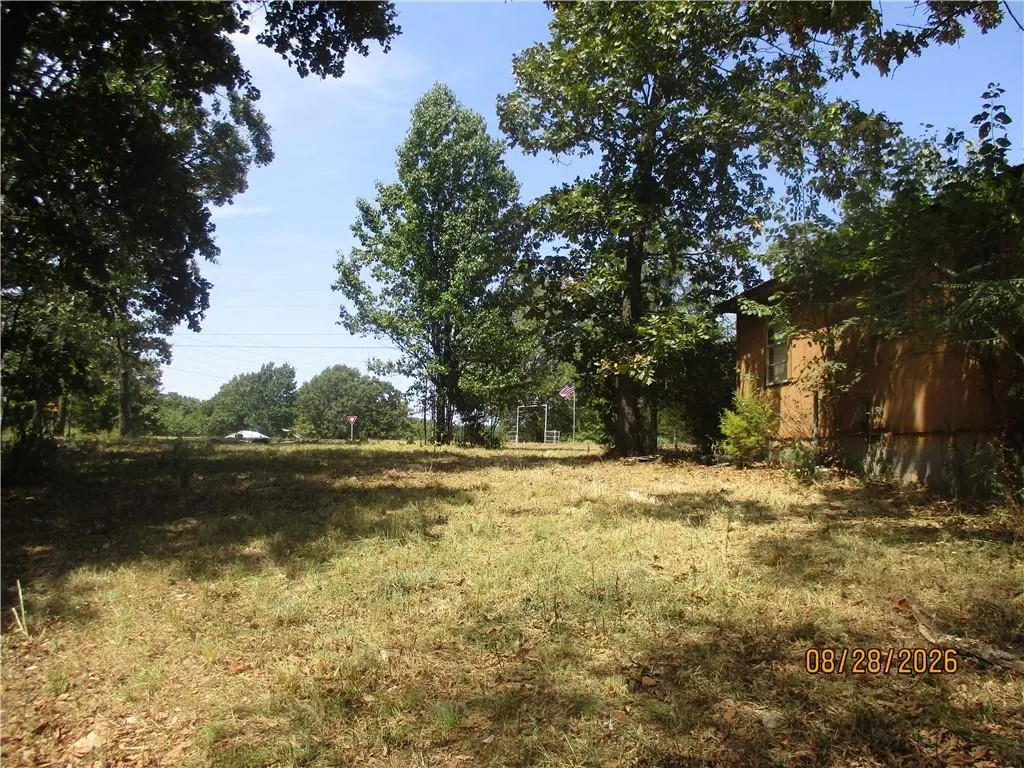 Photo 12 — 473936 E 610 Road, Watts, OK 74964