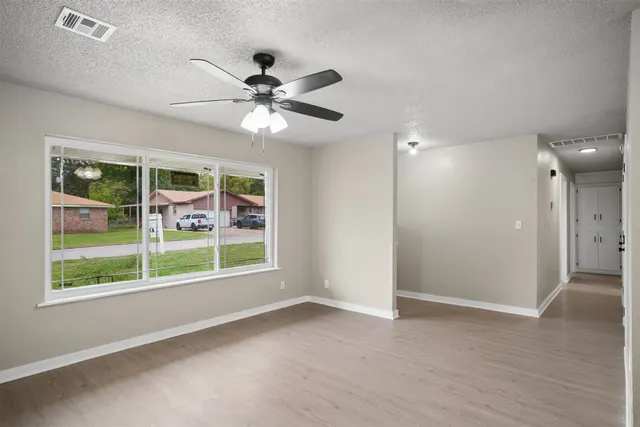 Photo 8 — 1406 W Clint Street, Claremore, OK 74017