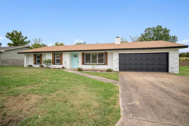 Photo 2 — 1406 W Clint Street, Claremore, OK 74017