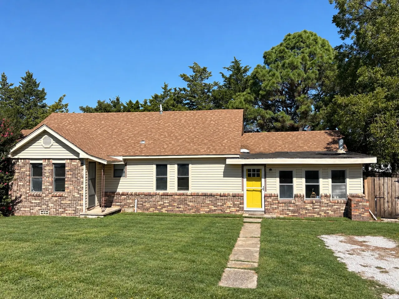 Front exterior — 7550 Meridian Road, Ardmore, OK 73401