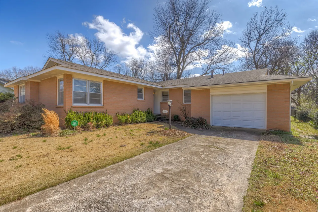 Photo 4 — 316 E Pecan Street, Coweta, OK 74429