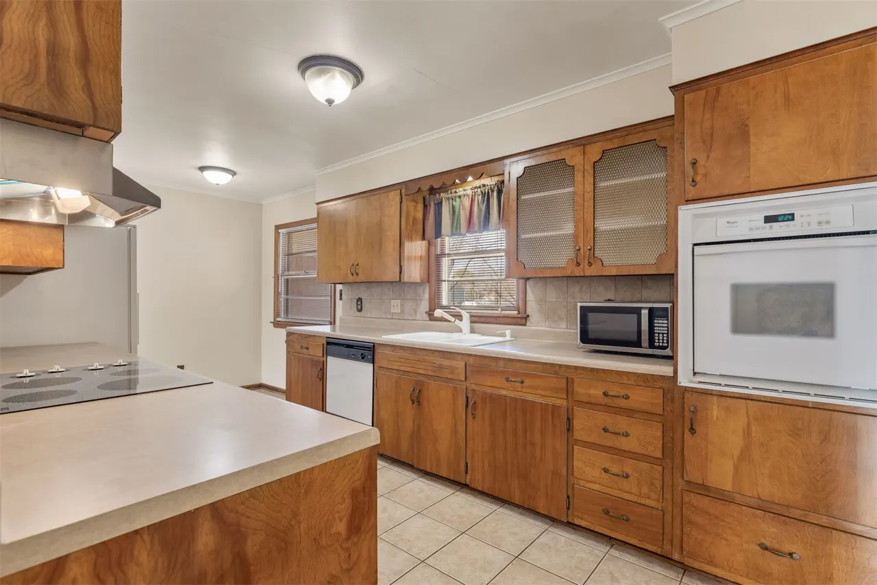 Photo 14 — 316 E Pecan Street, Coweta, OK 74429