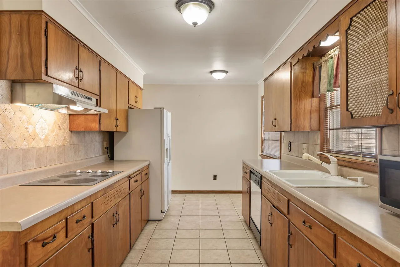 Photo 16 — 316 E Pecan Street, Coweta, OK 74429
