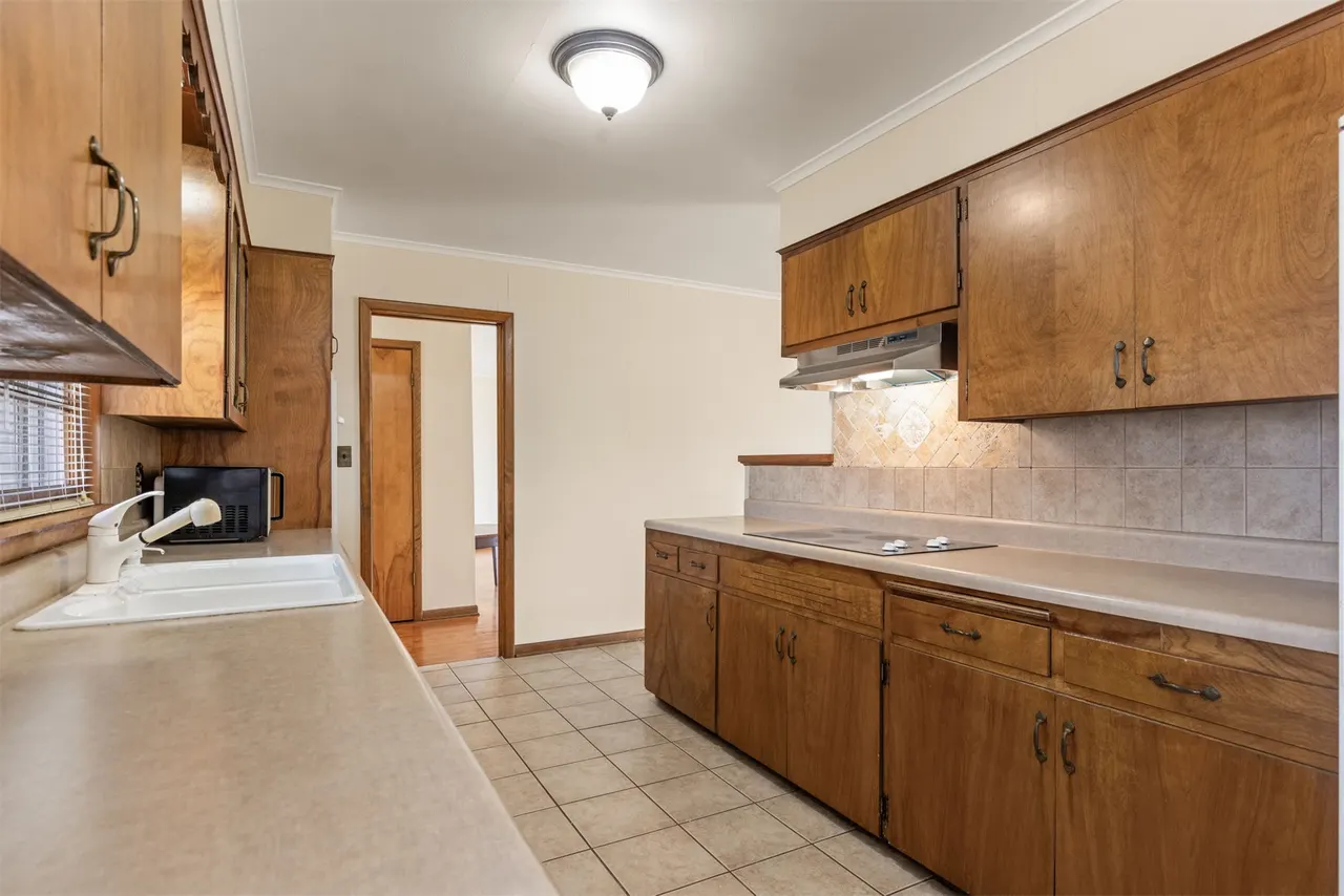 Photo 18 — 316 E Pecan Street, Coweta, OK 74429