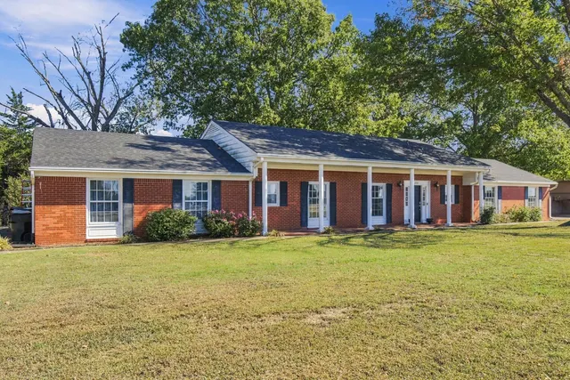 Photo 3 — 1936 Memorial Drive, Claremore, OK 74017