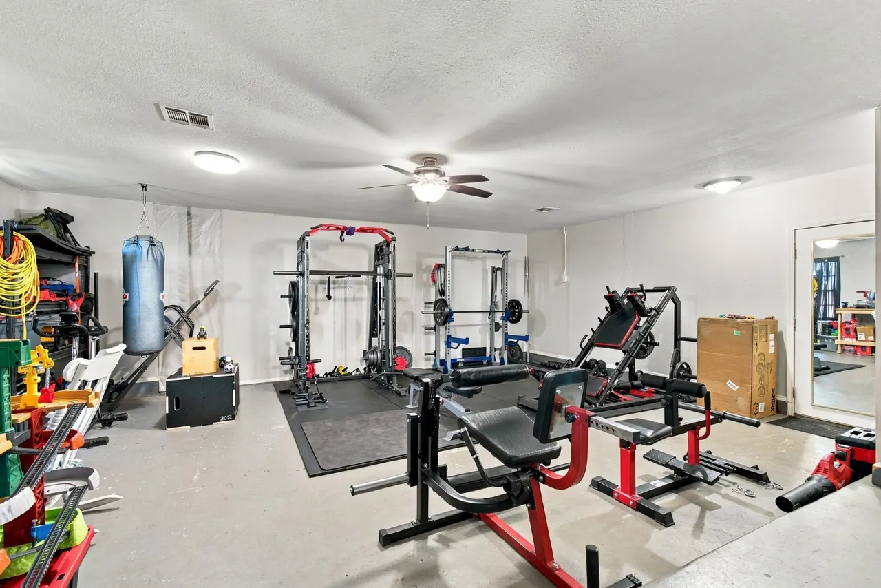 Photo 40 — 1936 Memorial Drive, Claremore, OK 74017