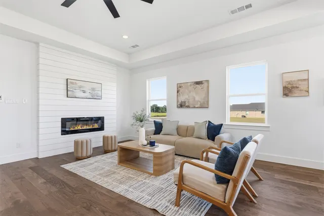 Photo 5 — 11202 Post Oak Circle, Marietta, OK 73448