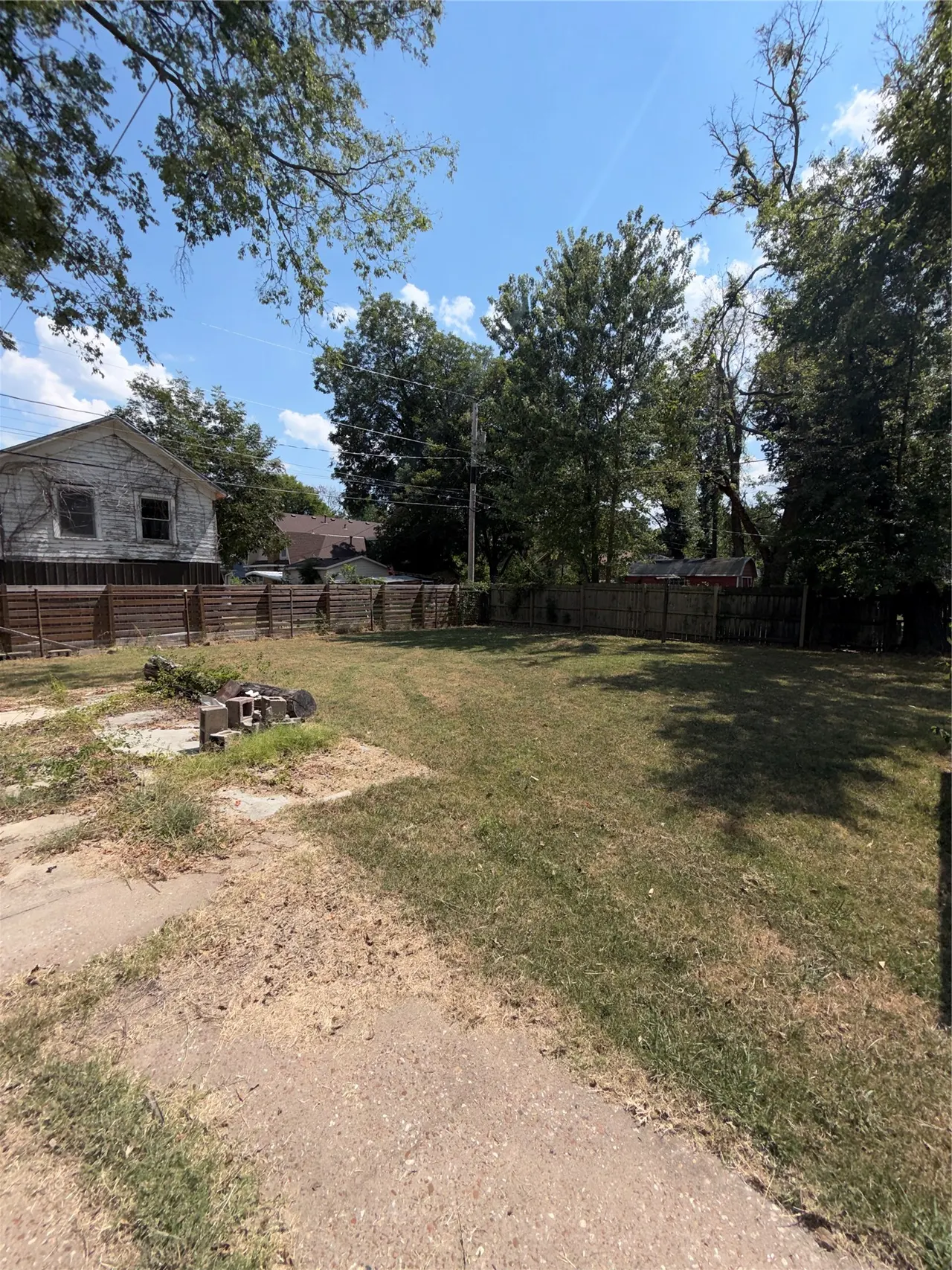 Photo 16 — 733 N Seminole Avenue, Okmulgee, OK 74447