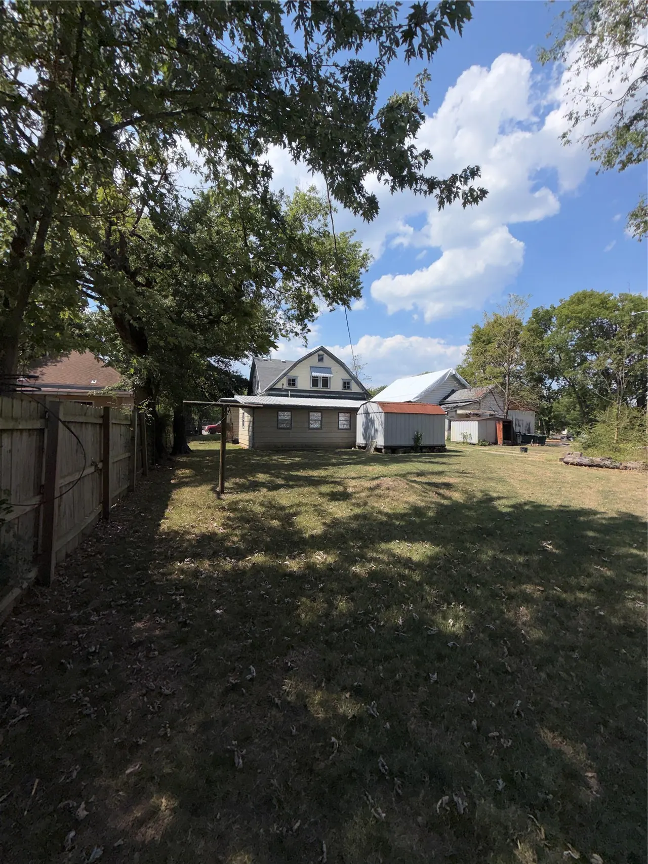 Photo 19 — 733 N Seminole Avenue, Okmulgee, OK 74447