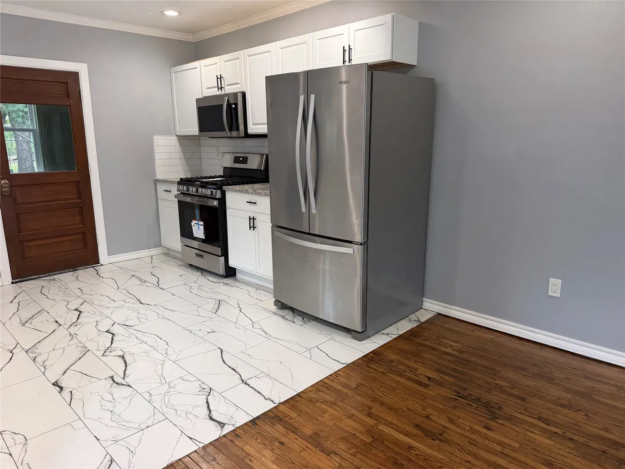 Photo 2 — 4203 E 2nd Place, Tulsa, OK 74112