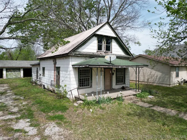 Photo 8 — 523 S Broadway, Holdenville, OK 74848