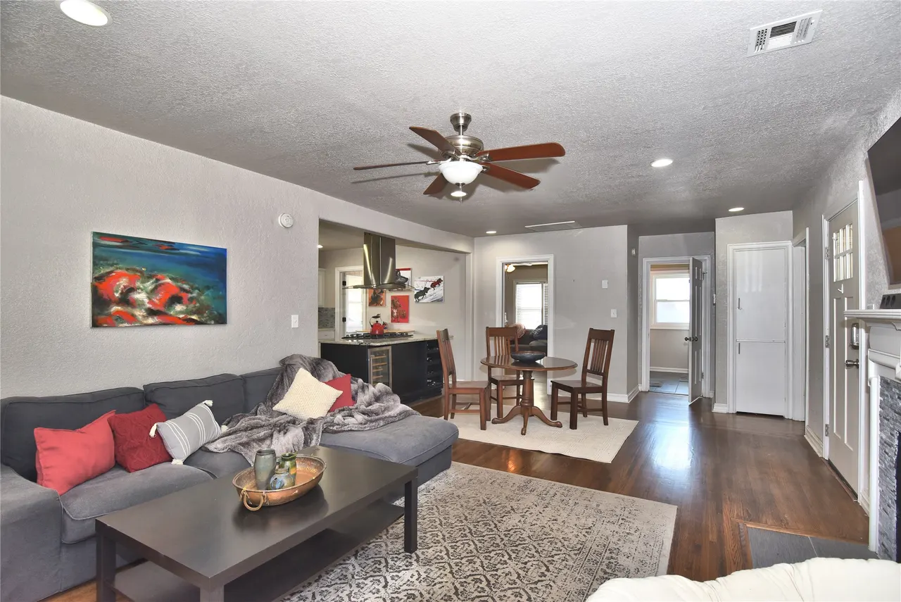 Photo 6 — 733 Oswego Avenue, Tulsa, OK 74112