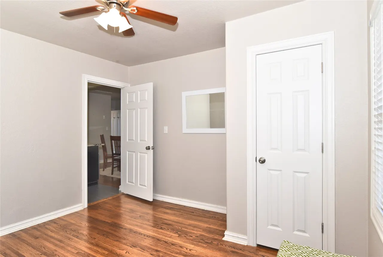 Photo 13 — 733 Oswego Avenue, Tulsa, OK 74112