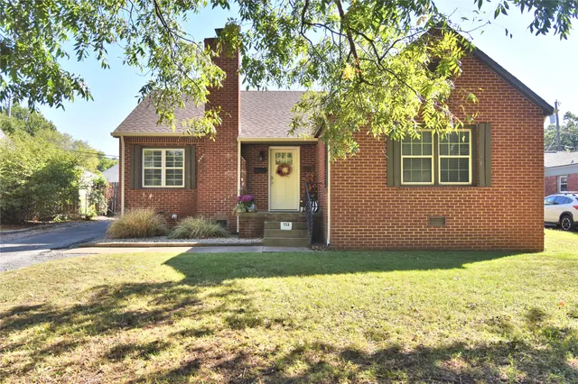 Photo 2 — 733 Oswego Avenue, Tulsa, OK 74112